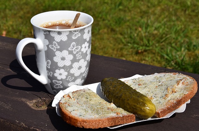 老年人不仅 老年人不仅